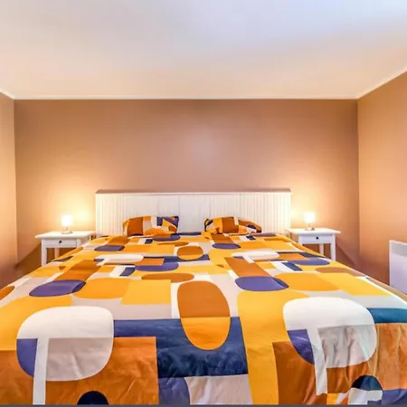 Spacious Castle With Garden In *