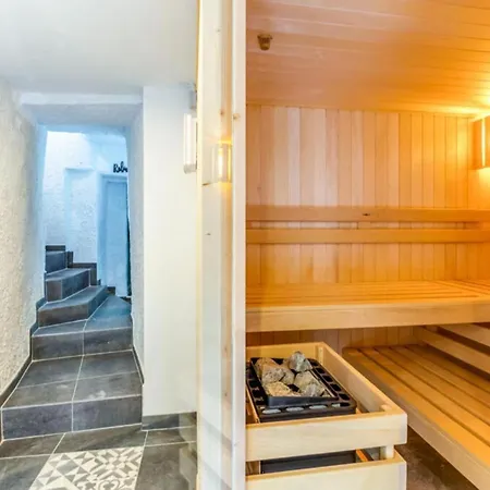 Spacious Castle With Garden In *