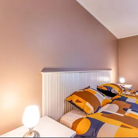 Spacious Castle With Garden In Ferienhaus Aywaille