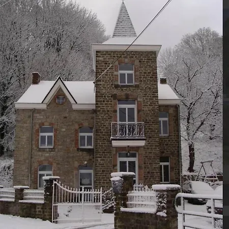 Ferienhaus Spacious Castle With Garden In Aywaille