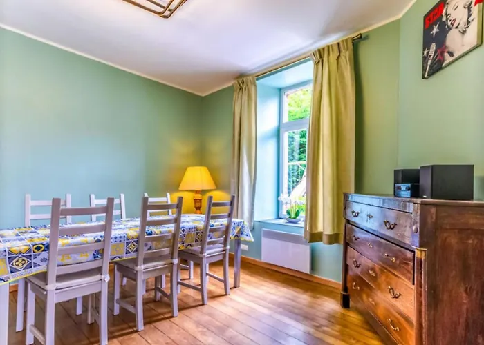 Spacious Castle With Garden In Aywaille