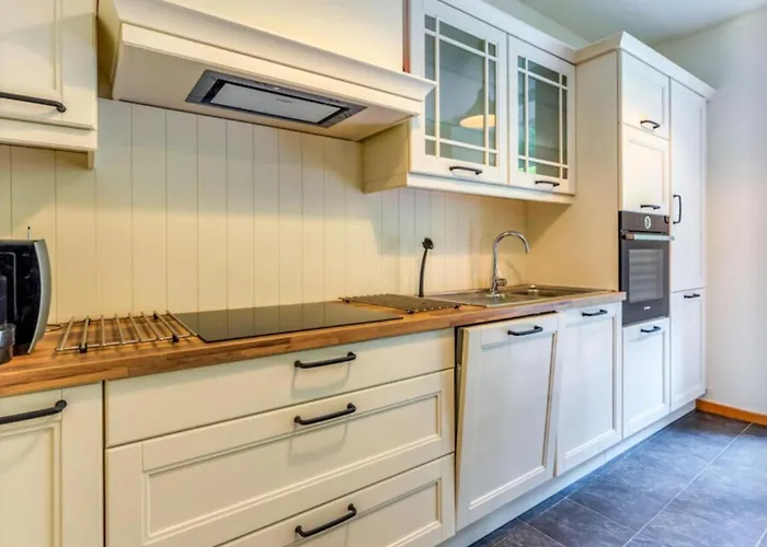 Spacious Castle With Garden In * Aywaille