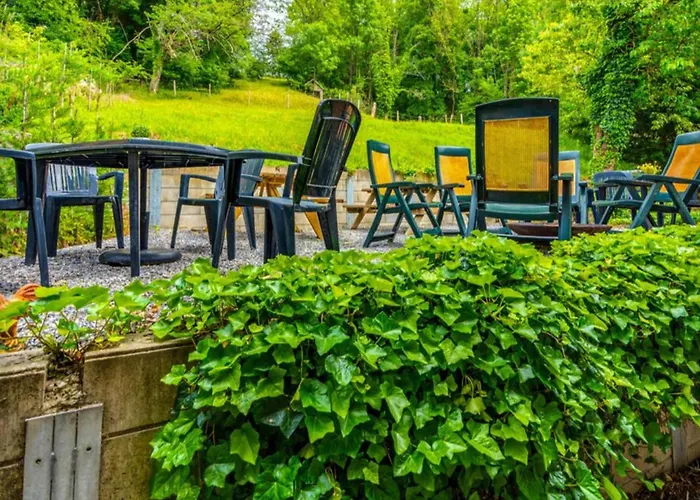 Spacious Castle With Garden In *