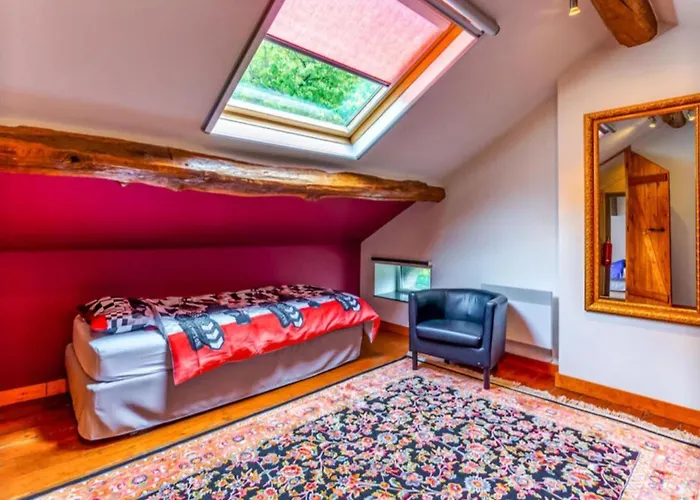 Spacious Castle With Garden In Holiday home *