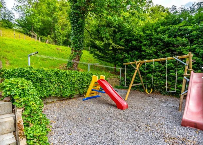 Spacious Castle With Garden In Holiday home *